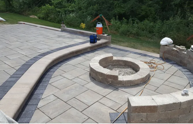 Professional lawn care service in Columbus, OH by Amaya's Landscape