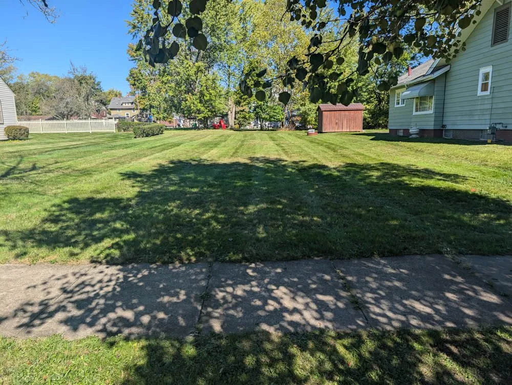 Expert residential landscaping experts serving Alliance, OH - Amaysing Landscaping