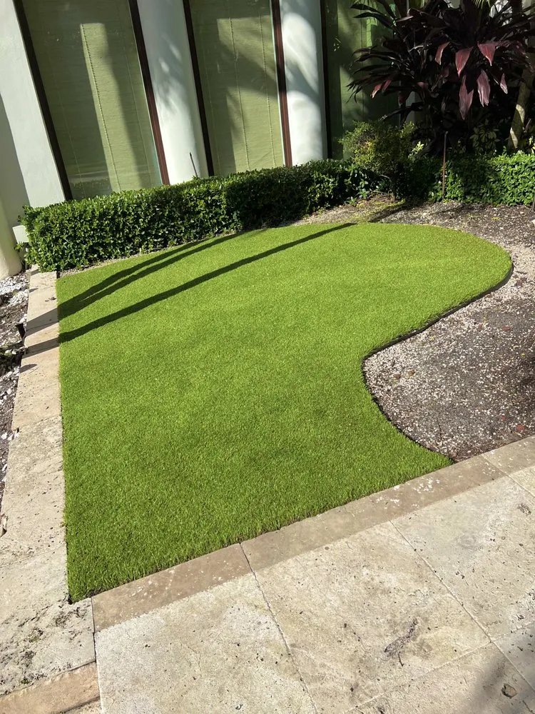 Affordable lawn mowing service experts serving Miami, FL - Amazing & Creative Services