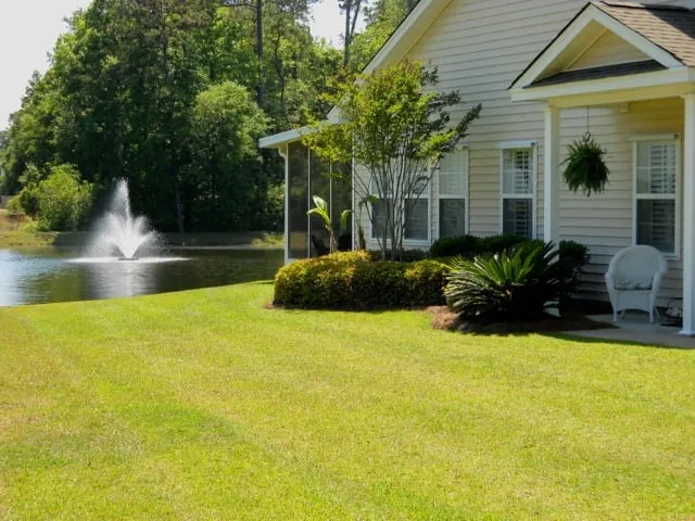 Reliable residential landscaping in Myrtle Beach, SC by Amazing Blades Landscaping