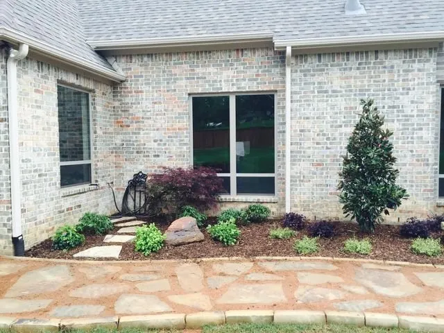 Trusted yard cleanup service experts serving Grapevine, TX - Amazing Grace Garden Center