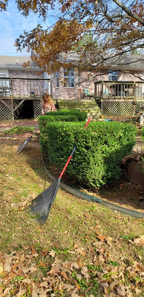 Professional lawn care service for year-round maintenance in Lamar, AR by Amazing Grass Lawncare