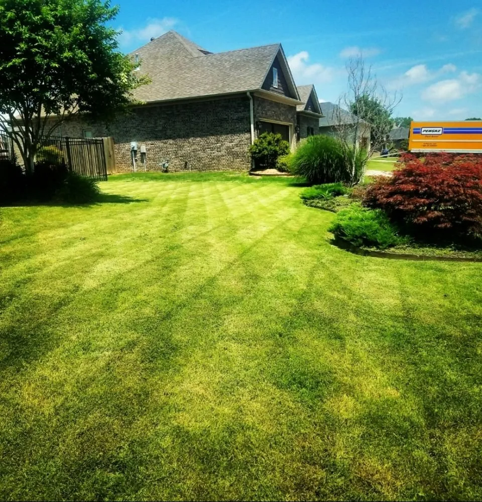 Local yard cleanup service in Lamar, AR by Amazing Grass Lawncare