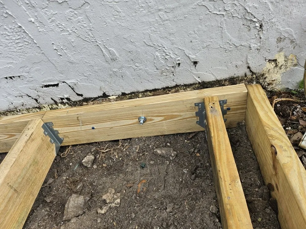 Top-rated yard cleanup service with custom design across Davie, FL - Amazing Handyman