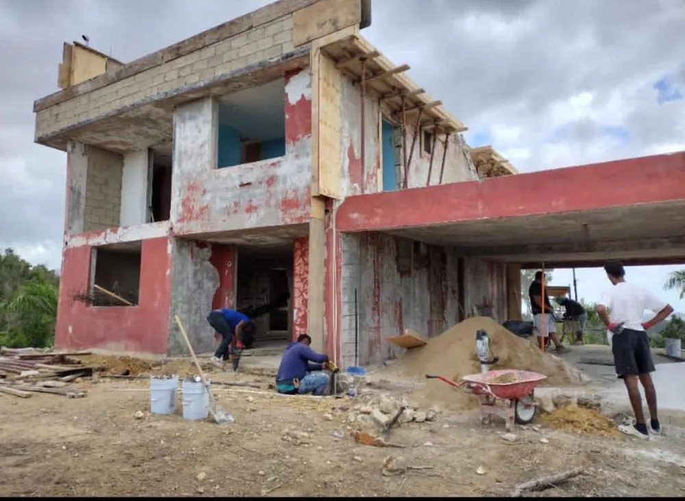 Reliable landscaping services experts serving Davie, FL - Amazing Handyman