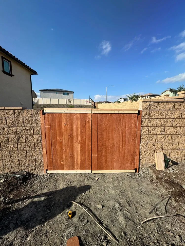 Professional lawn care service for homes in Oceanside, CA by Amazing Landscaper