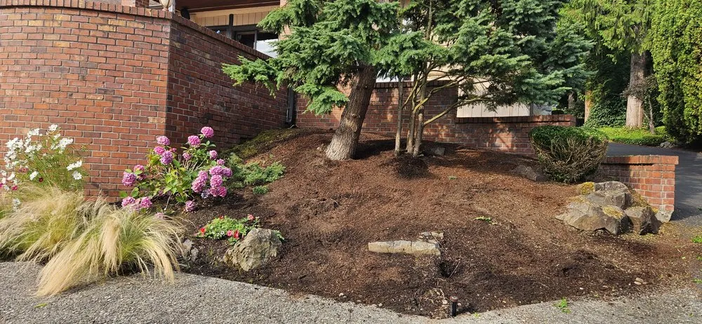 Expert landscape design for residential properties across Lake Stevens, WA - Amazing Landscapes