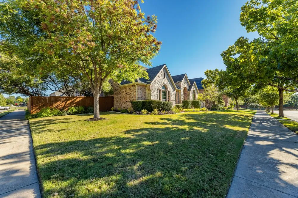 Custom landscaping services near you in North Richland Hills, TX by Amazing Lawn Care