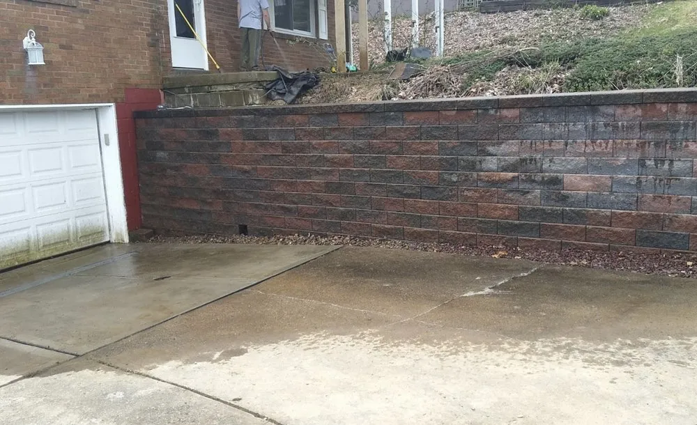 Reliable landscaping services experts serving Pittsburgh, PA - Amazing Tree