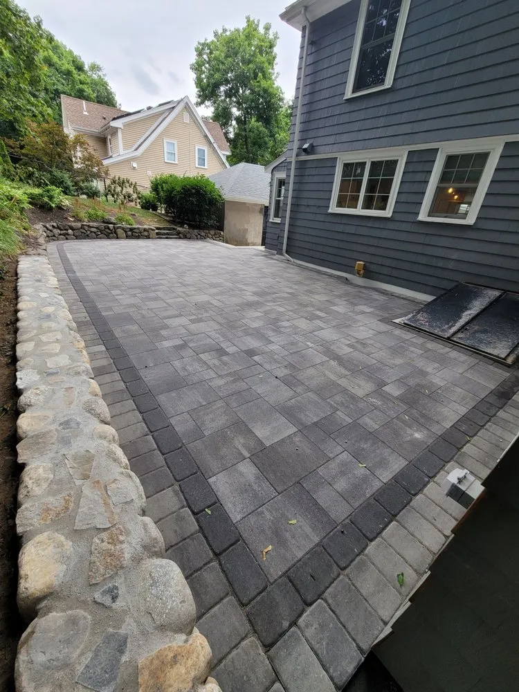 Trusted outdoor landscaping in Framingham, MA - Amazon Landscaping & Construction