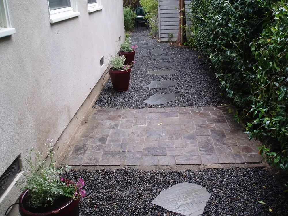 Top-rated landscape installation for homes in Mountain View, CA by Amazona Landscape