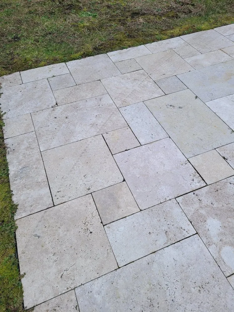 Top-rated outdoor landscaping for year-round maintenance in Hidson, MA by Amazonia Landscape