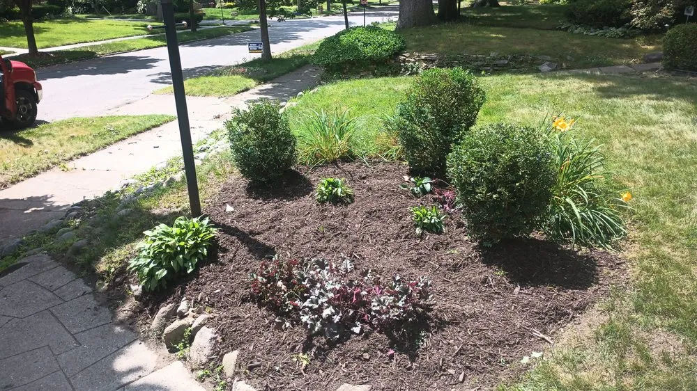 Trusted landscape installation in Detroit, MI - Amber Lights Landscape And Design