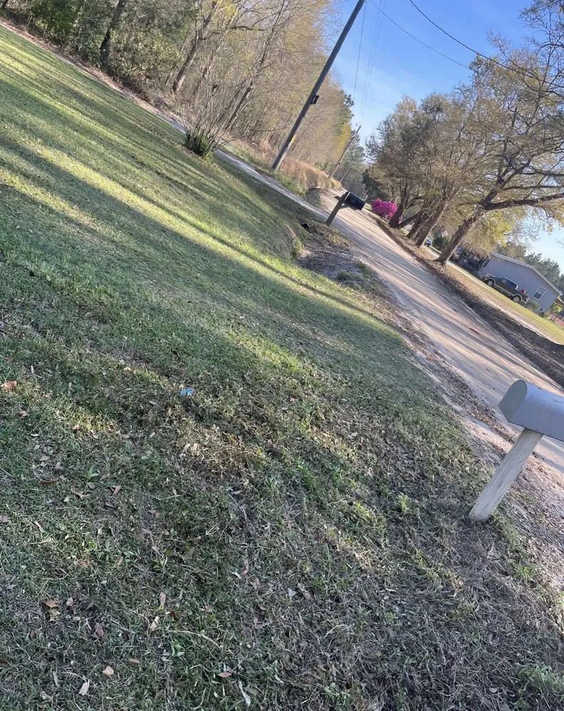 Custom lawn mowing service in Waycross, GA by Ambition Lawns