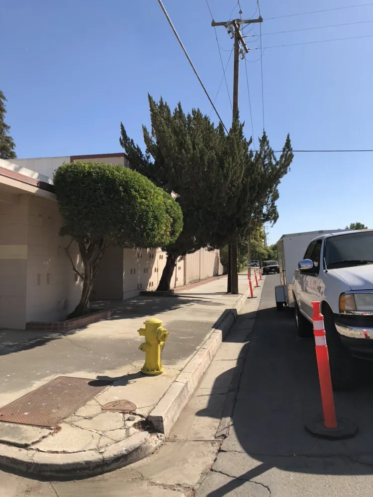 Custom landscaping services for year-round maintenance across Tulare, CA - Ambriz Lawn Care