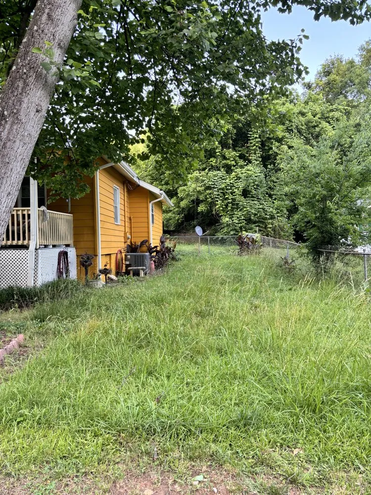 Expert garden landscaping for beautiful yards in Canton, GA by Ambrocio Landscaping