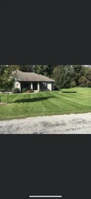 Amelon Lawn Care Logo