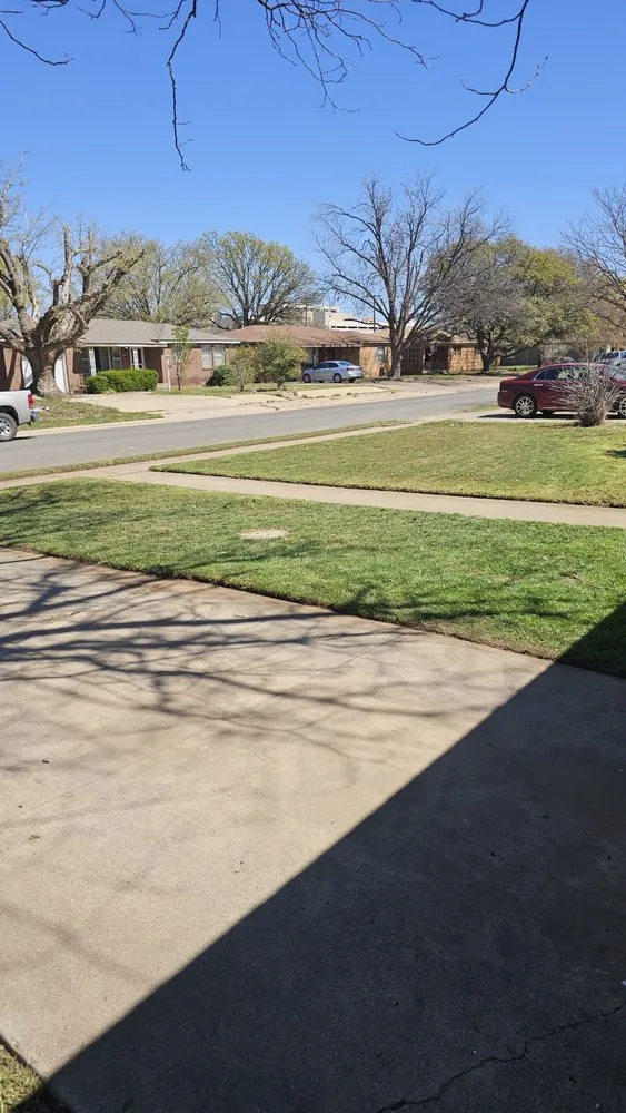 Expert yard maintenance in Lubbock, TX - Amen Yards