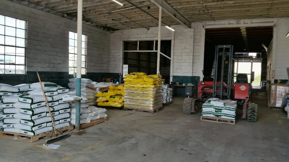 Custom landscape design experts serving Indianapolis, IN - Ameri-Turf