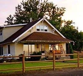 Expert yard maintenance experts serving Aurora, CO - America Fence Building and Repair