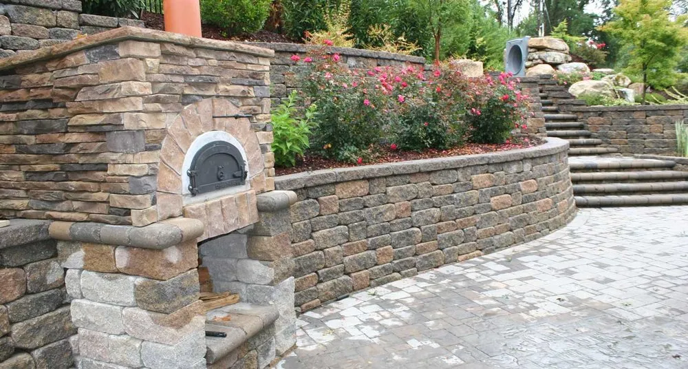 Custom lawn care service in Graham, NC - American Aquascapes