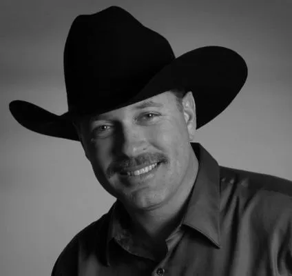 American Construction and Landscaping Logo