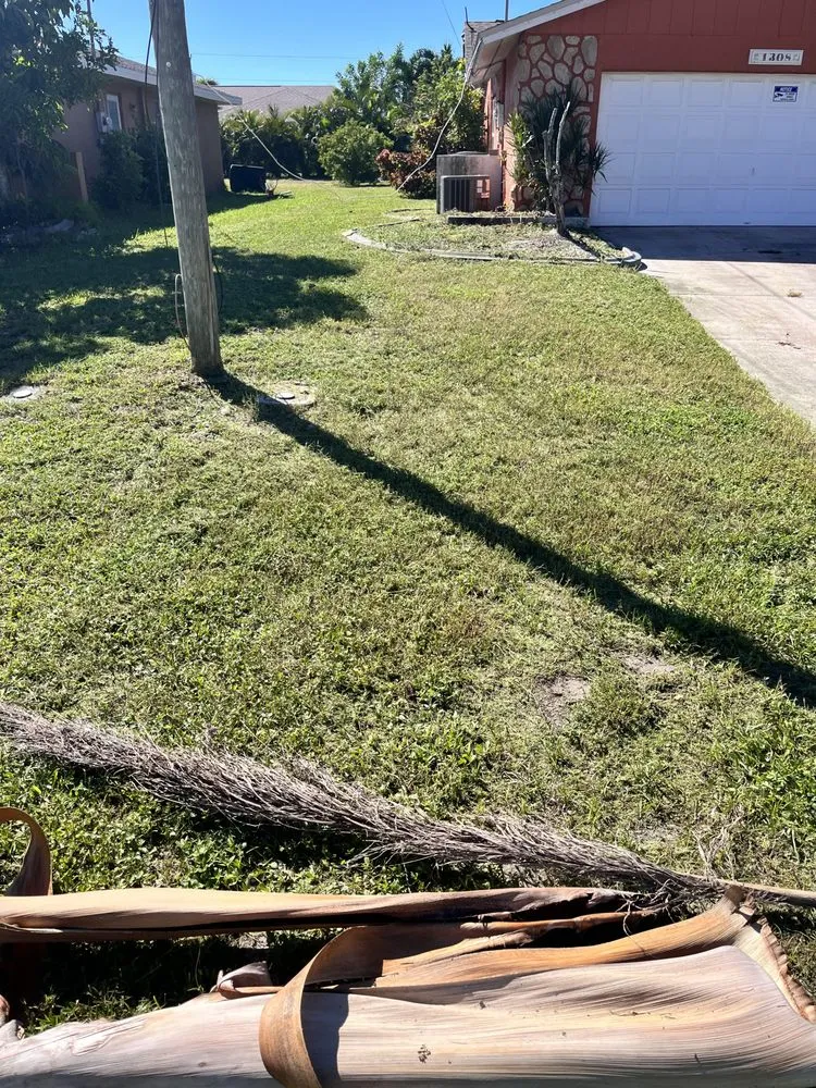Affordable garden landscaping with custom design in Fort Myers, FL by American Cutters Landscaping