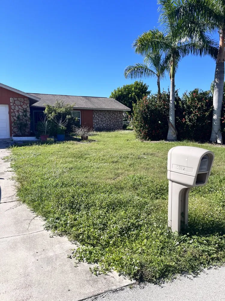 Reliable yard maintenance experts serving Fort Myers, FL - American Cutters Landscaping