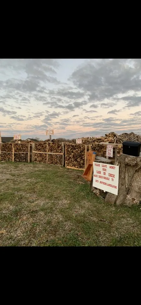 Professional yard cleanup service for beautiful yards in Batavia, IL by American Firewood and Landscaping