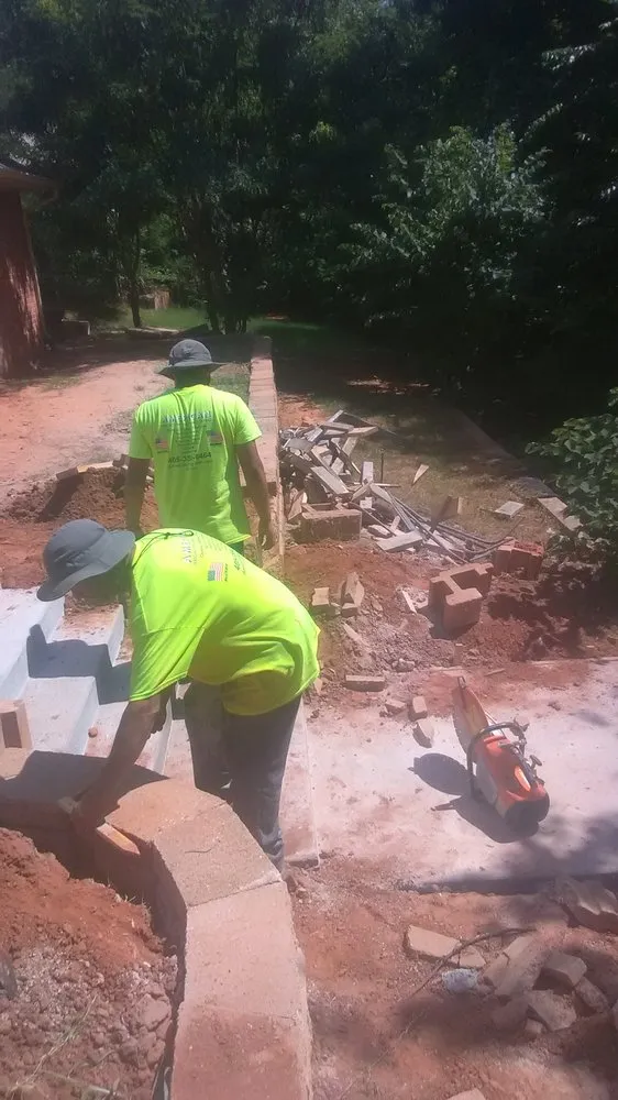 Top-rated lawn care service in Edmond, OK by American Irrigation and Landscaping