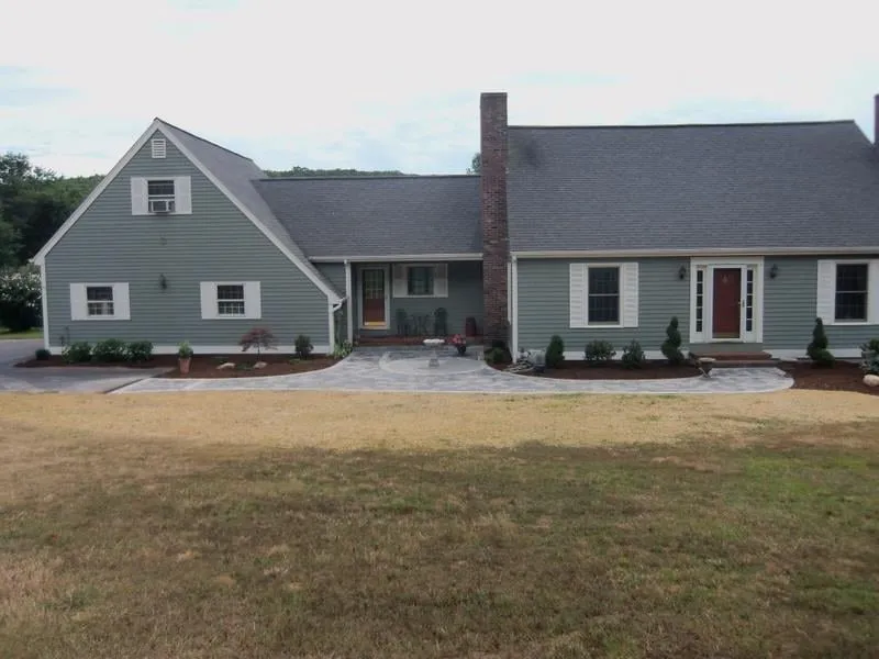 Reliable lawn mowing service in North Franklin, CT by American Landscape and Lawn Science