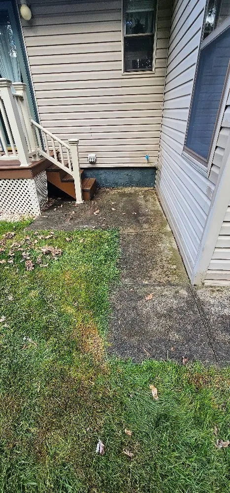 Reliable yard maintenance for homes in Peckville, PA by American Landscape