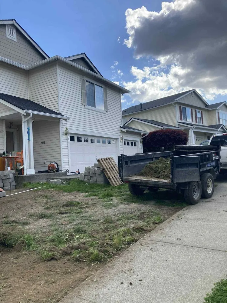 Custom lawn care service for homes across South Park Village, WA - American Landscaping & Tree Service