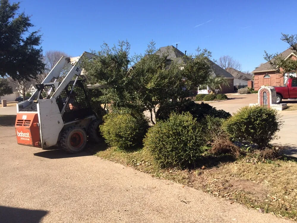 Trusted yard maintenance for residential properties in Granbury, TX by American Landscaping