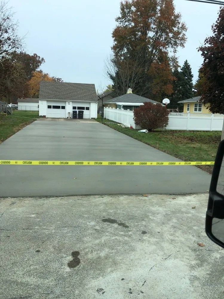 Reliable outdoor landscaping for year-round maintenance in Stow, OH by American Lawn & Landscaping