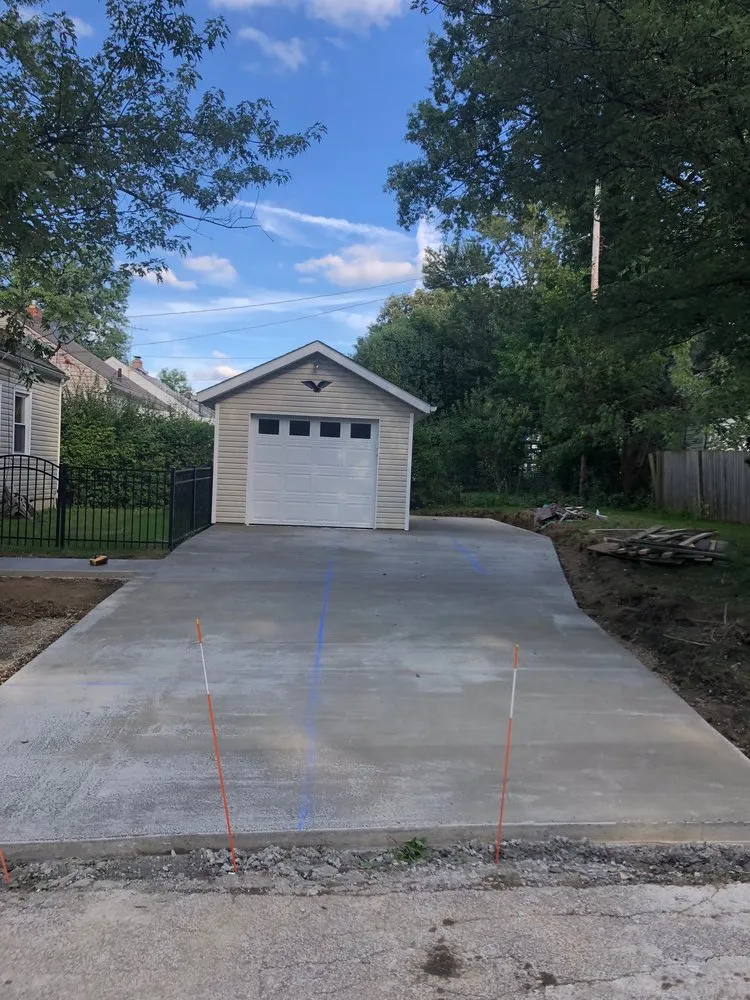 Trusted outdoor landscaping for beautiful yards across Stow, OH - American Lawn & Landscaping