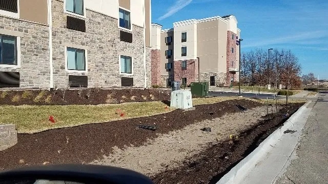 Local lawn care service near you in Kearney, MO by American Lawn and Landscape