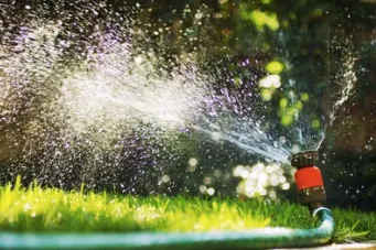 Custom lawn mowing service in Deltona, FL - American Outdoors