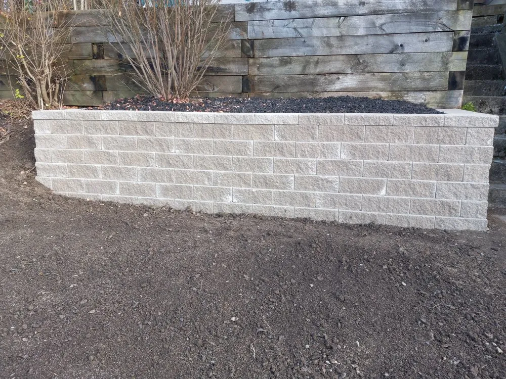 Trusted outdoor landscaping in Oakmont, PA by American Outdoors