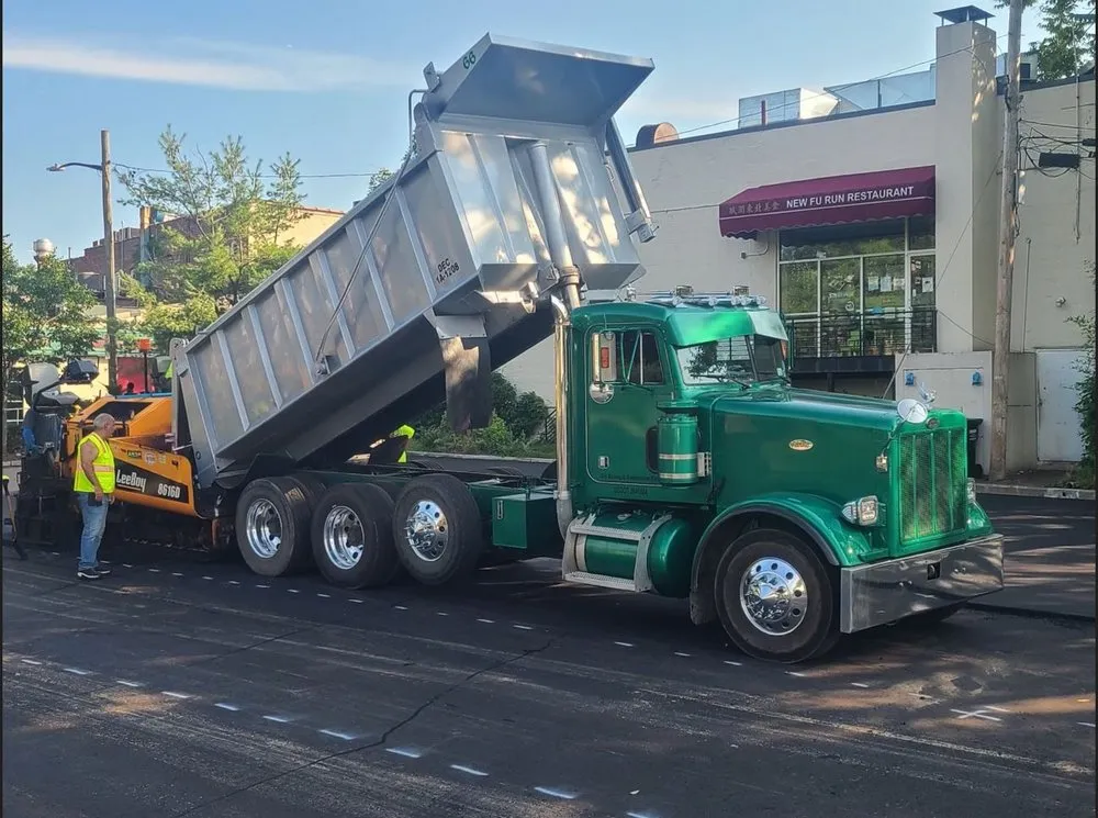 Custom yard maintenance in Glen Cove, NY - American Paving