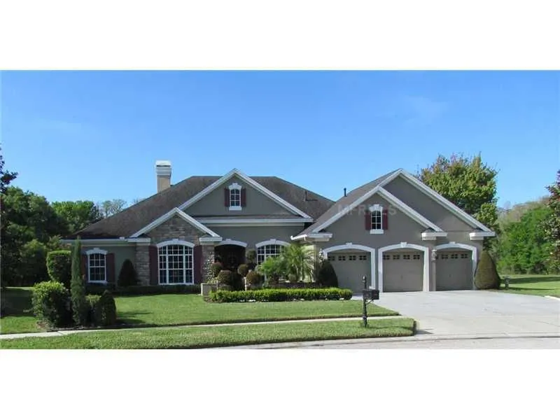 Custom landscape design for homes across Tampa Bay, FL - American Pride Lawn Care Services