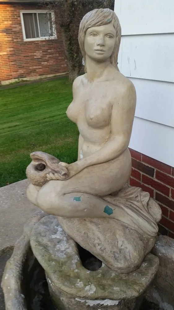 Affordable outdoor landscaping in Chesterland, OH by American Railroad Tie & Stone