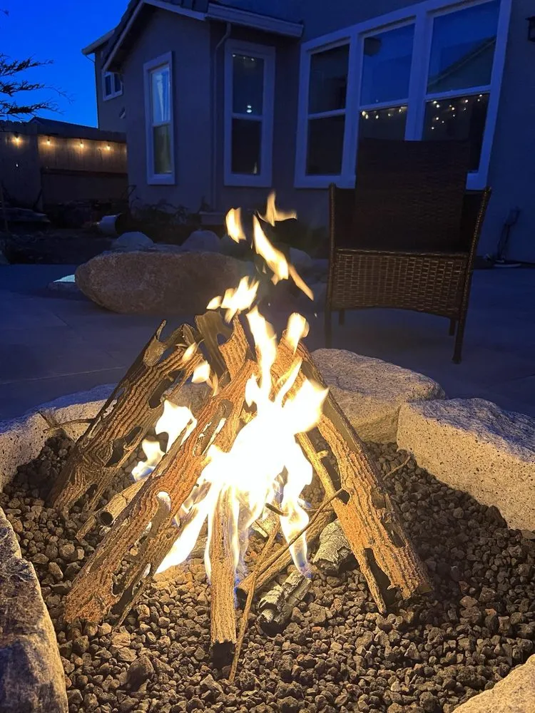 Professional yard maintenance experts serving Lincoln, CA - American River Waterscapes