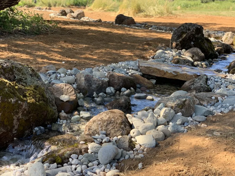 Affordable yard maintenance in Lincoln, CA by American River Waterscapes