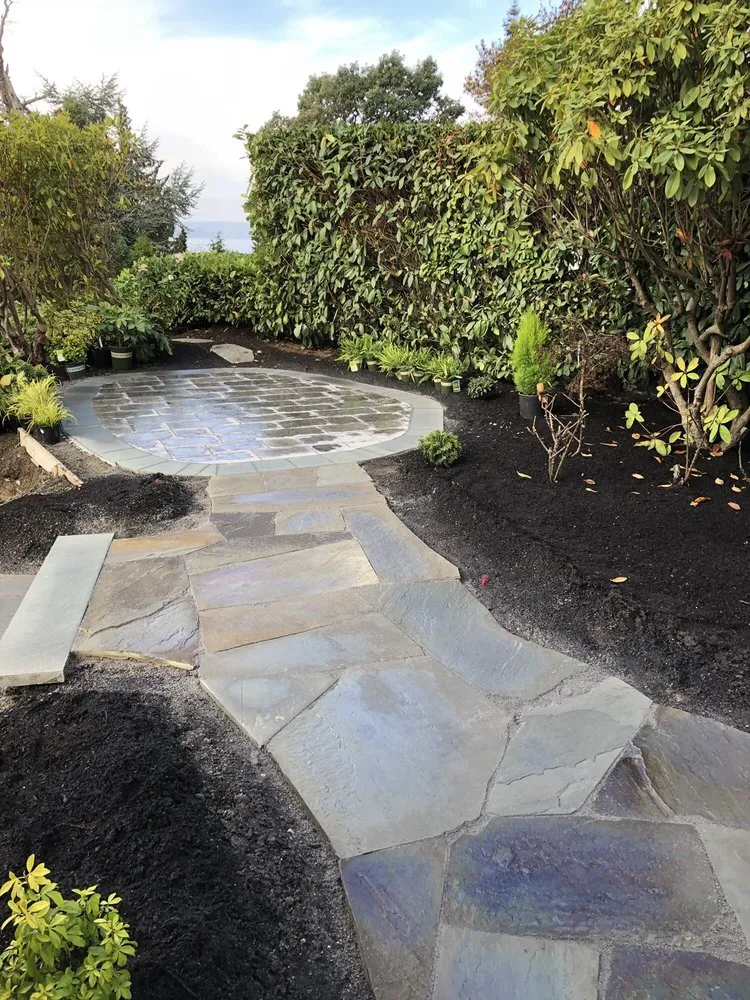Reliable outdoor landscaping for residential properties in Bellevue, WA by American Rose Garden