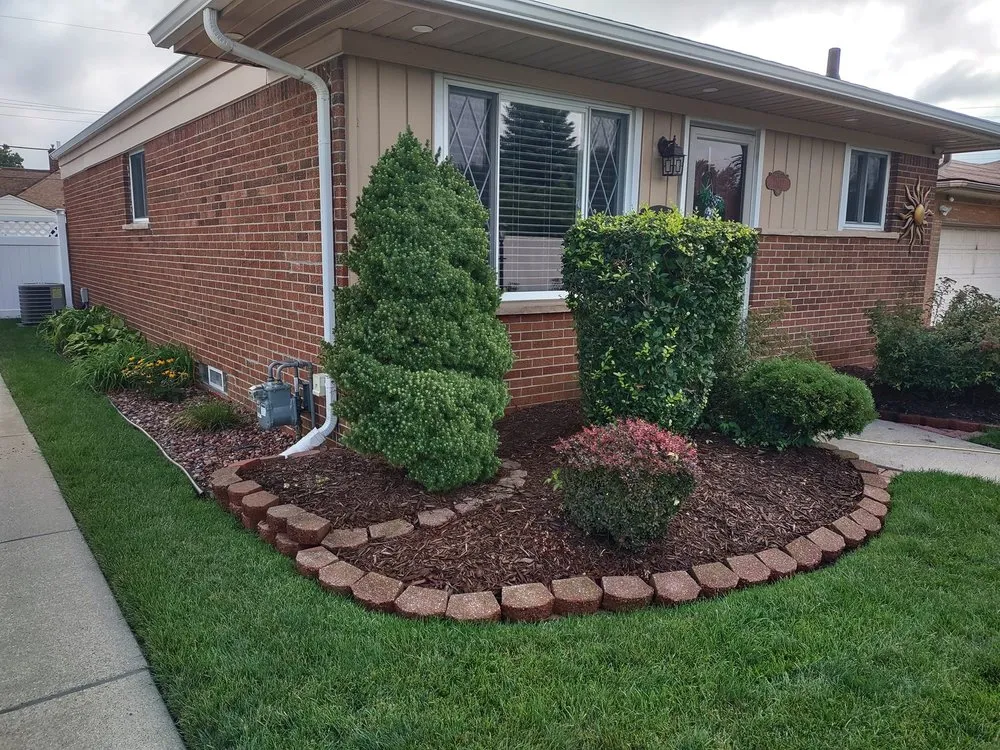 Professional yard maintenance in Taylor, MI - American Skilled Trade Services