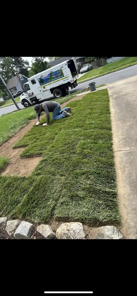 Local lawn mowing service for homes in Dumfries, VA by American Tree & Landscaping
