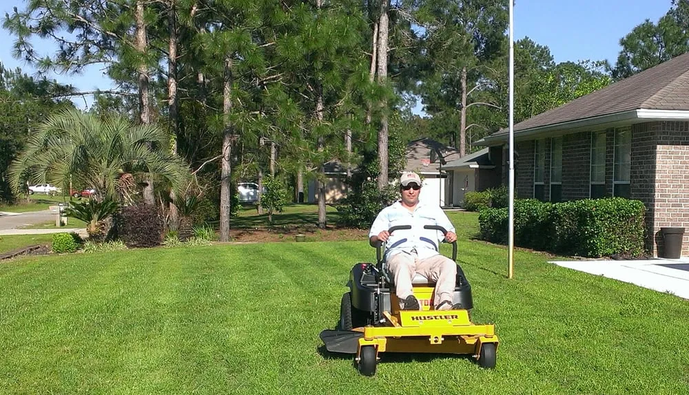 Expert residential landscaping experts serving Navarre, FL - American Veteran Lawn Maintenance, LLC
