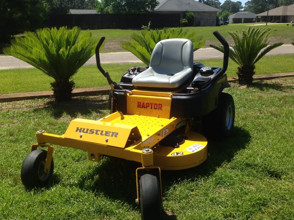 Custom lawn care service in Navarre, FL - American Veteran Lawn Maintenance, LLC