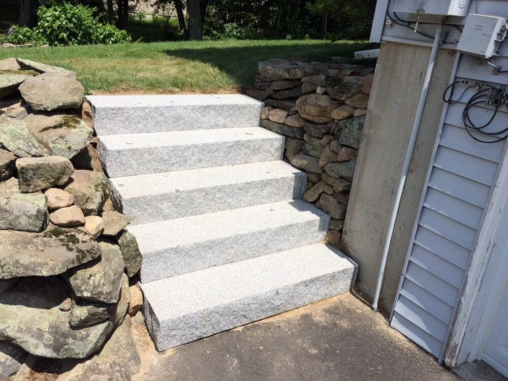 Top-rated outdoor landscaping in Hudson, NH - American Wall and Patio